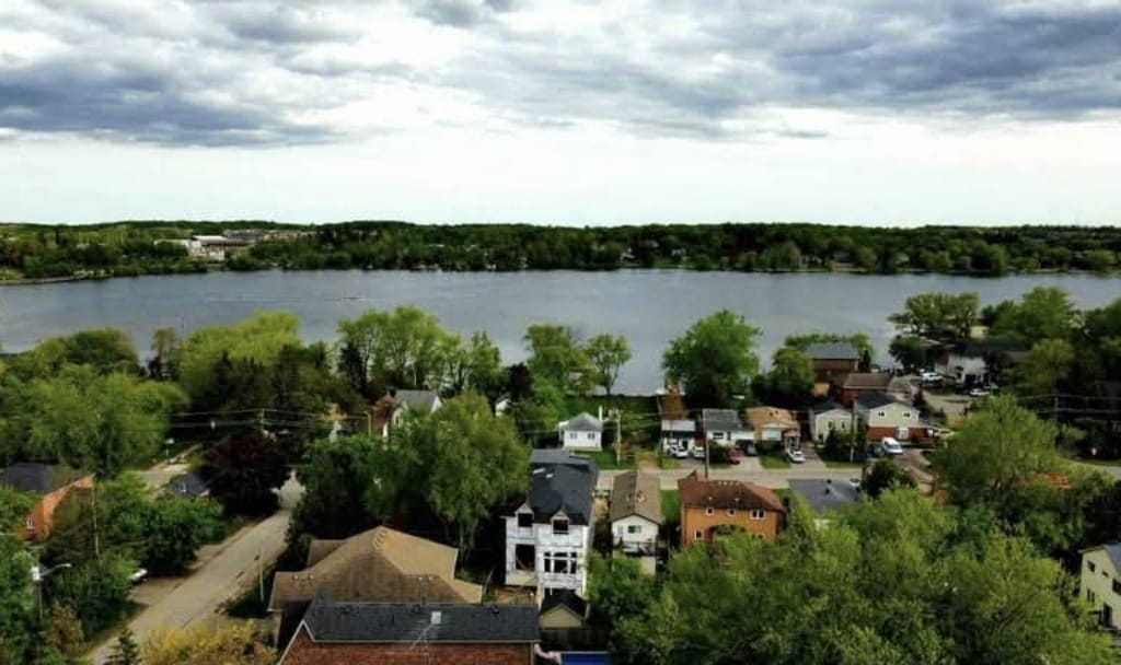 1-Bedroom Main Floor with Parking –Richmond Hill