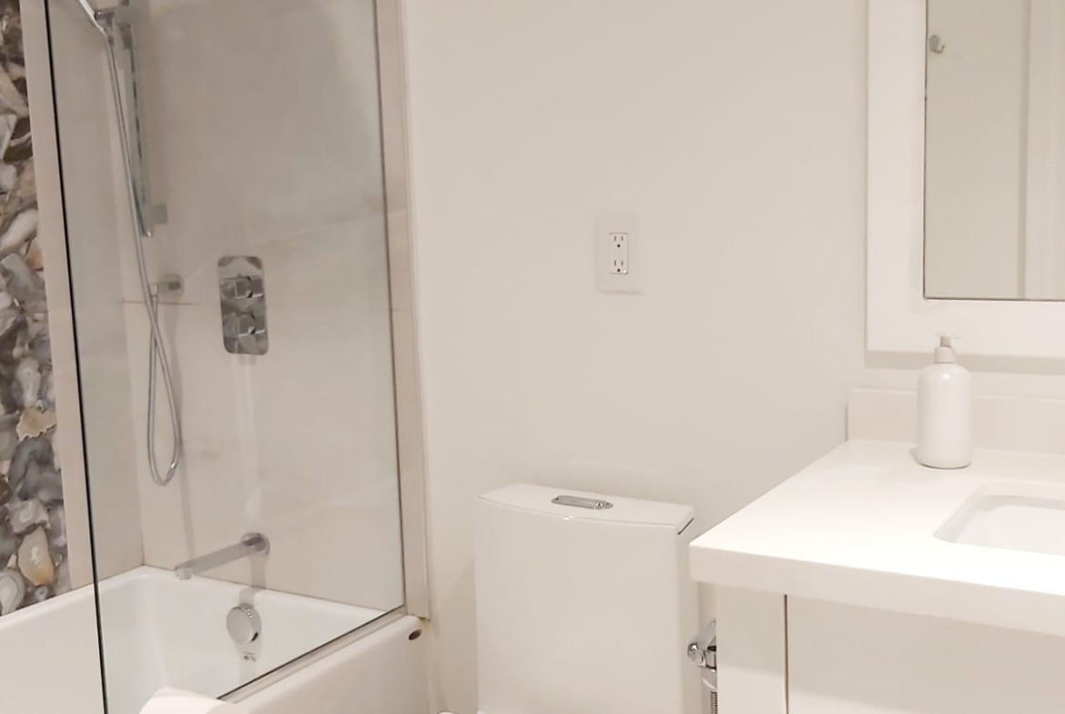 2-Bedroom Walkout Basement with Parking – Yonge & Finch, North York