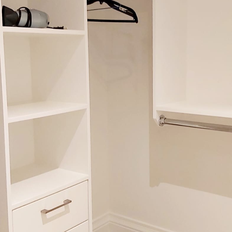 2-Bedroom Walkout Basement with Parking – Yonge & Finch, North York