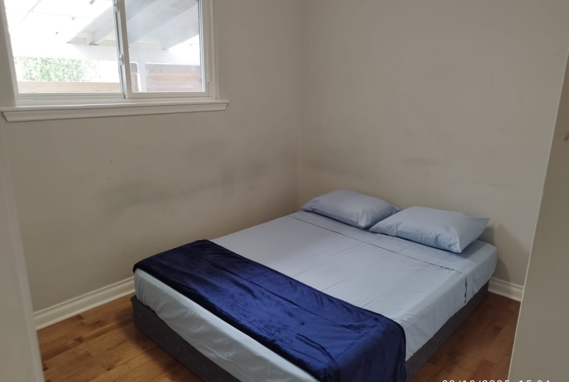 Spacious 5-Bedroom Entire Semi-Detached Home for Rent – Richmond Hill