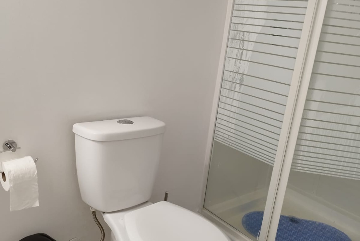 Spacious 5-Bedroom Entire Semi-Detached Home for Rent – Richmond Hill