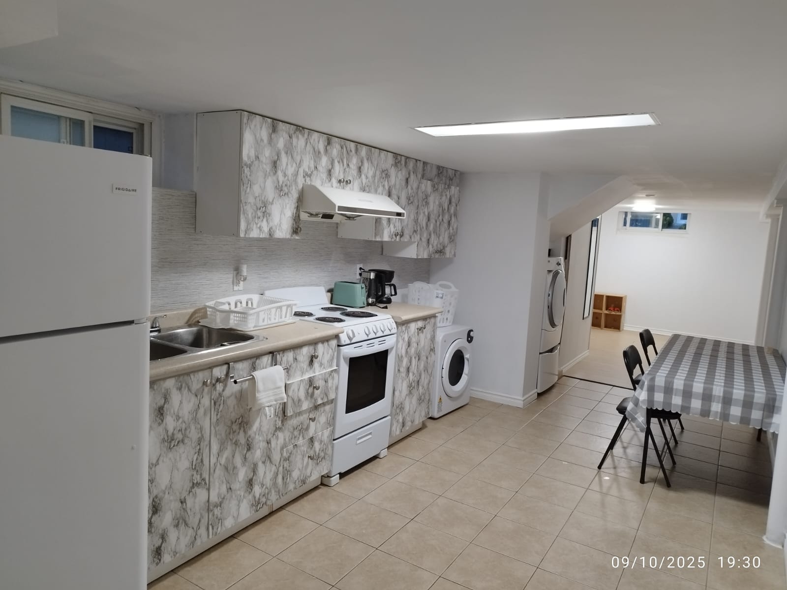 IMG-20250928-WA0093 Spacious 5-Bedroom Entire Semi-Detached Home for Rent – Richmond Hill