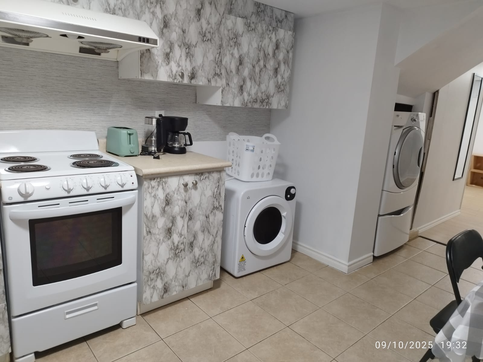 IMG-20250928-WA0096 Spacious 5-Bedroom Entire Semi-Detached Home for Rent – Richmond Hill