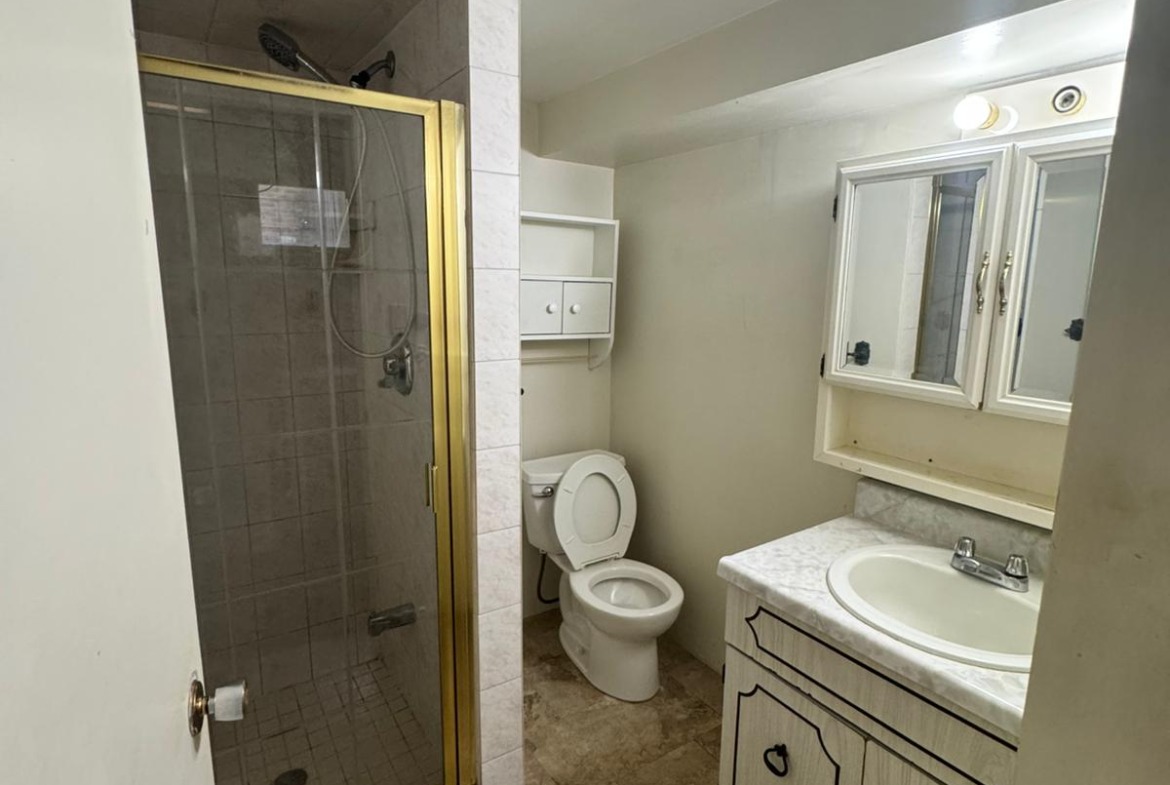 Fully Renovated 4-Bedroom Townhouse for Rent – North York