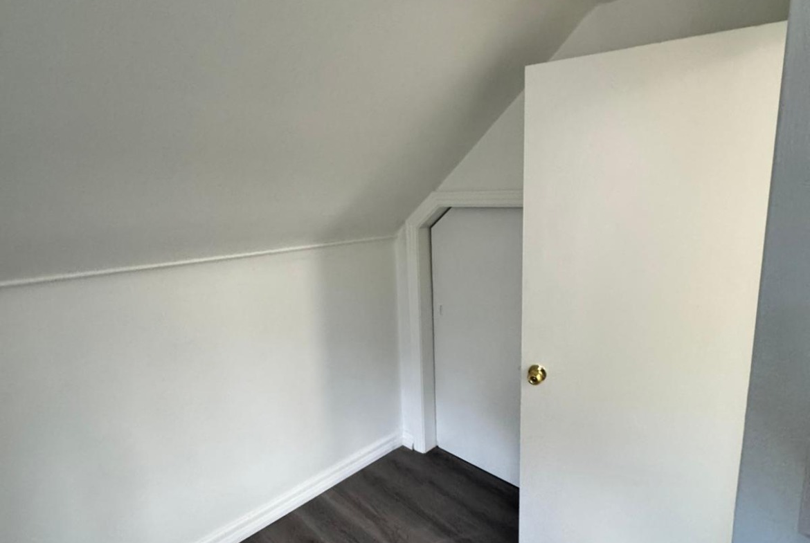 Fully Renovated 4-Bedroom Townhouse for Rent – North York