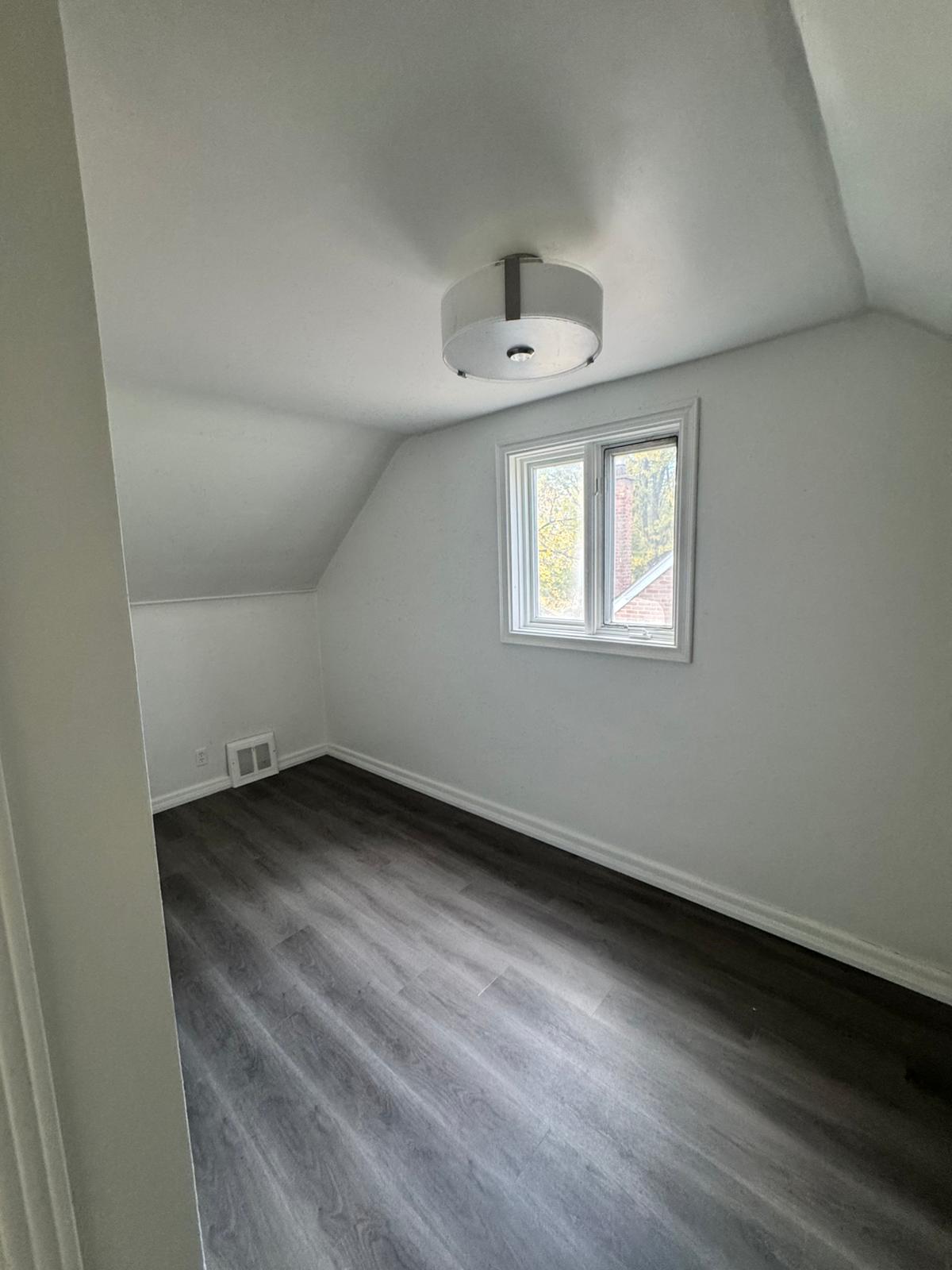 IMG-20251021-WA0025 Fully Renovated 4-Bedroom Townhouse for Rent – North York