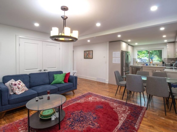 2-Bedroom Main Floor Apartment for Rent – Thornhill
