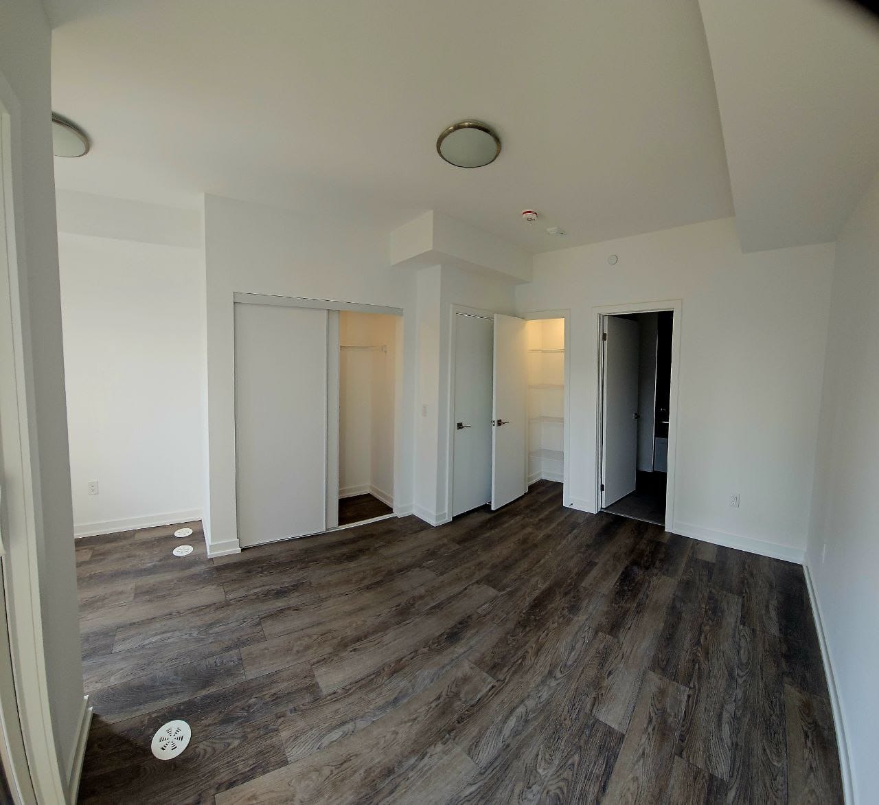 WhatsApp Image 2026-09-03 at 22.34.38 (2) 2-Bedroom Townhouse for Rent – North York