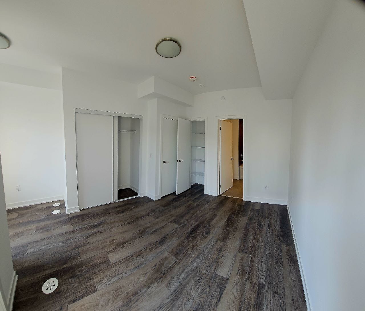 WhatsApp Image 2026-09-03 at 22.34.40 (1) 2-Bedroom Townhouse for Rent – North York