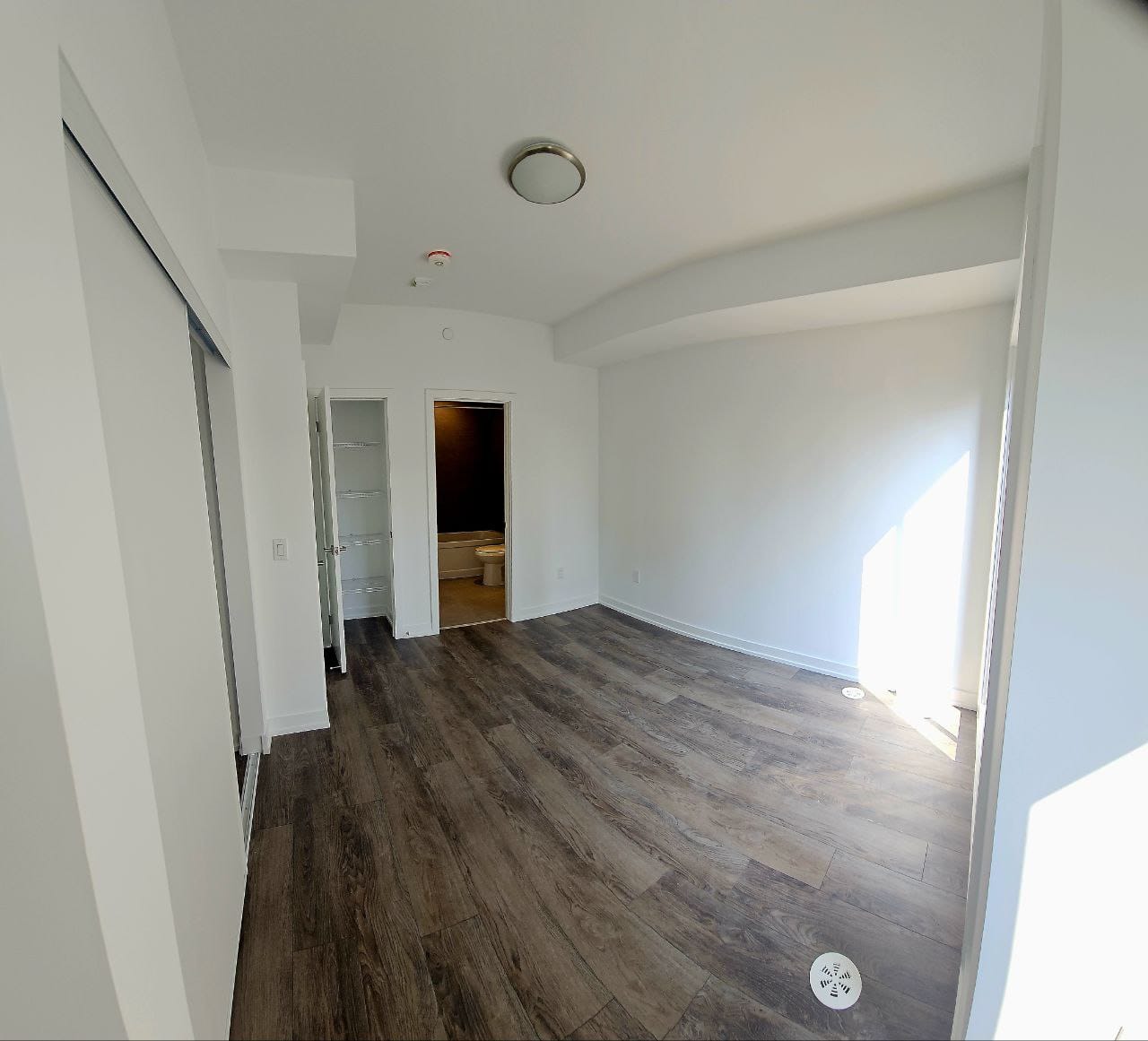 WhatsApp Image 2026-09-03 at 22.34.40 (2) 2-Bedroom Townhouse for Rent – North York