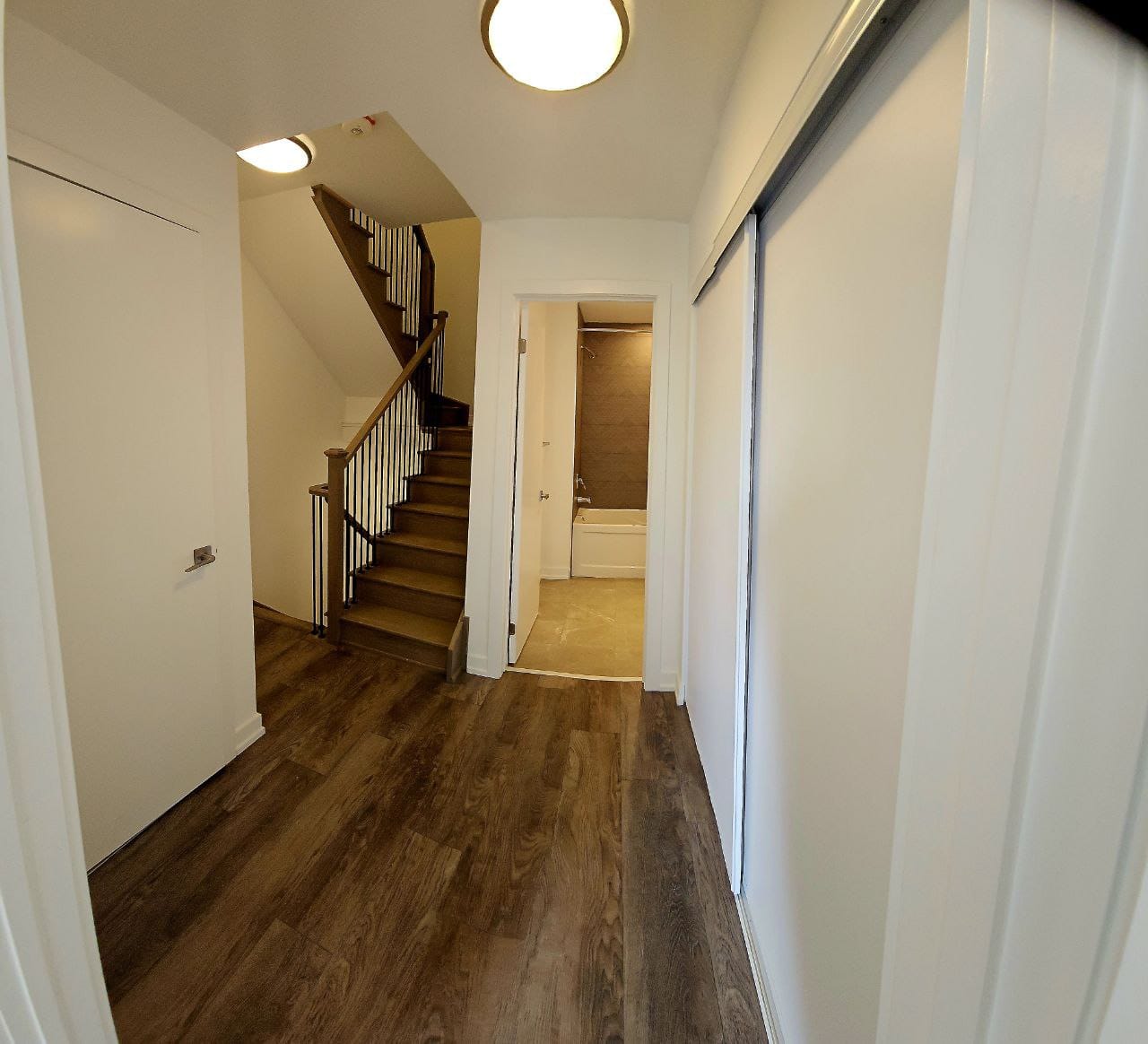 WhatsApp Image 2026-09-03 at 22.34.40 (3) 2-Bedroom Townhouse for Rent – North York