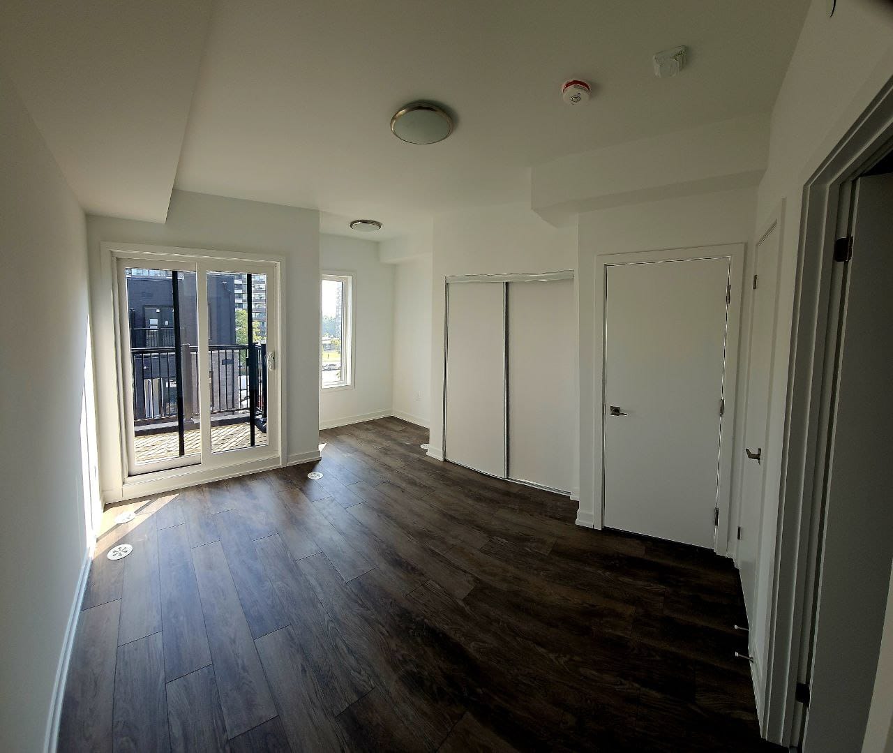 WhatsApp Image 2026-09-03 at 22.34.40 (8) 2-Bedroom Townhouse for Rent – North York
