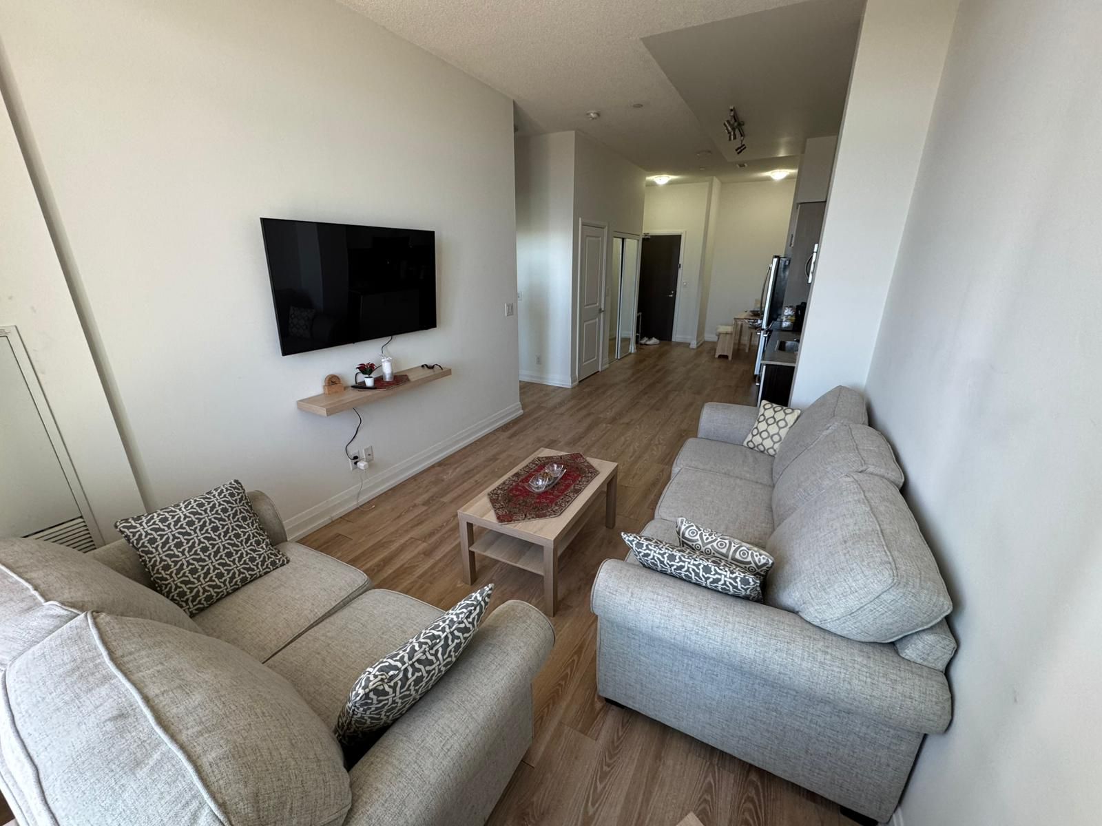 Fully Furnished 1+1 Bedroom Condo for Rent – World on Yonge, Thornhill