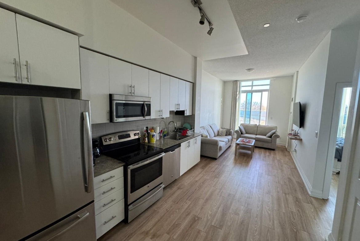 Fully Furnished 1+1 Bedroom Condo for Rent – World on Yonge, Thornhill