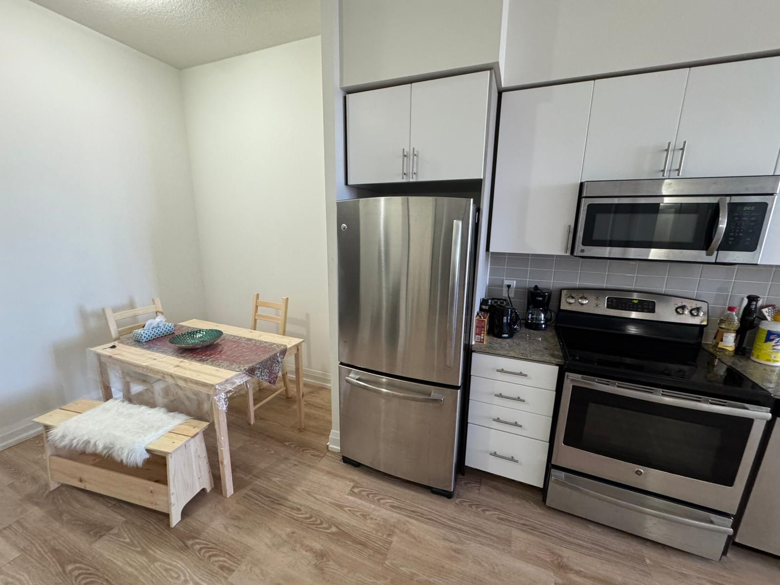 Fully Furnished 1+1 Bedroom Condo for Rent – World on Yonge, Thornhill