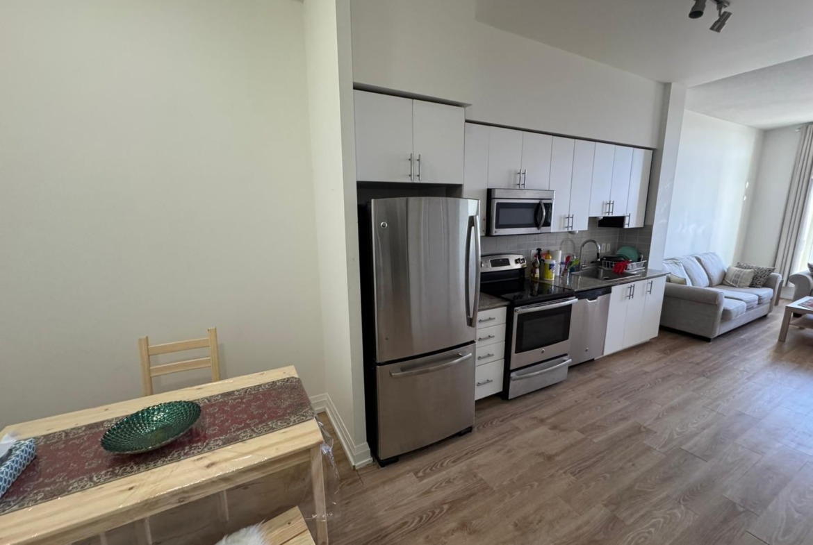 Fully Furnished 1+1 Bedroom Condo for Rent – World on Yonge, Thornhill