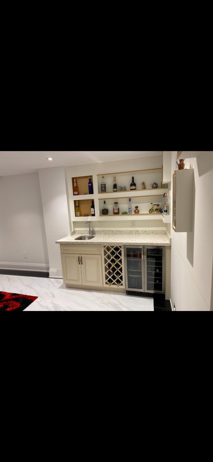 Fully Furnished Bachelor Basement for Rent – Leslie & Davis, Newmarket