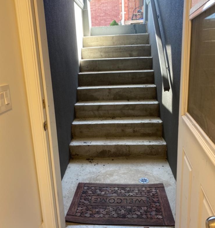 Fully Furnished Bachelor Basement for Rent – Leslie & Davis, Newmarket