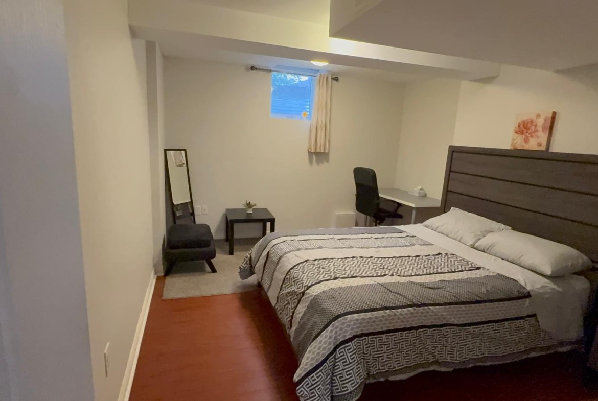 2-Bedroom Furnished Basement for Rent – Oak Ridges, Richmond Hill