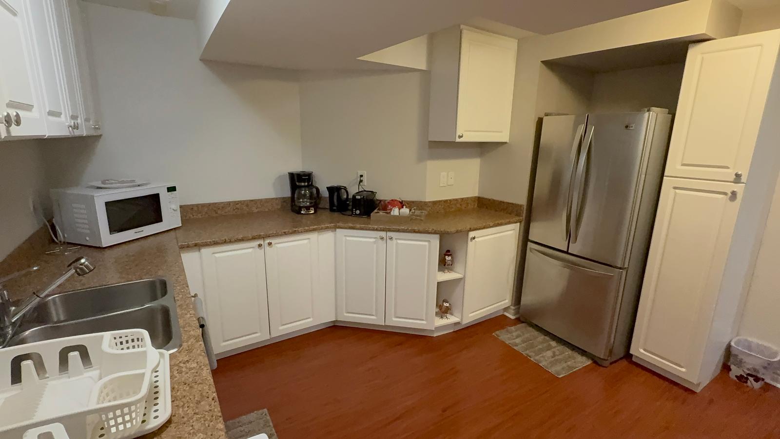 2-Bedroom Furnished Basement for Rent – Oak Ridges, Richmond Hill