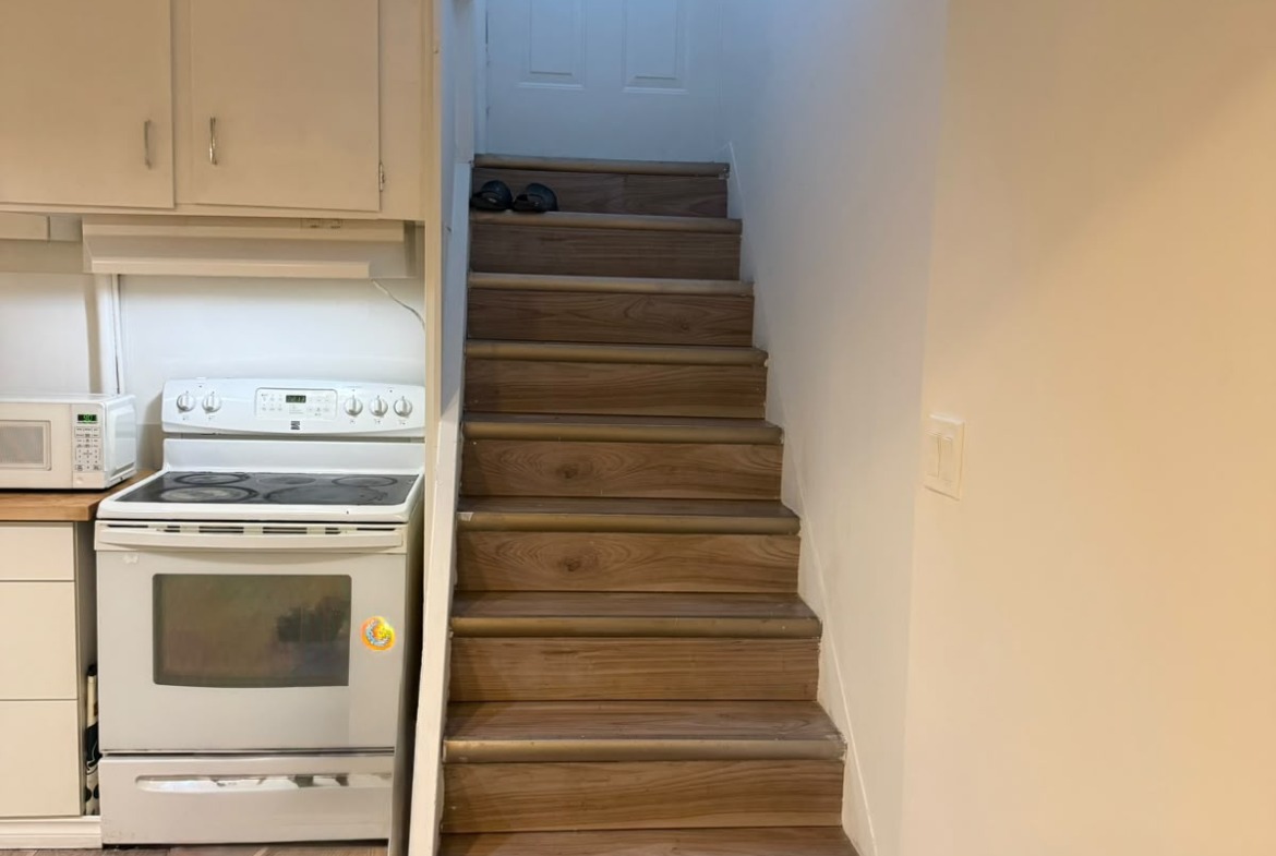 Fully Furnished 2-Bedroom Basement for Rent – North York